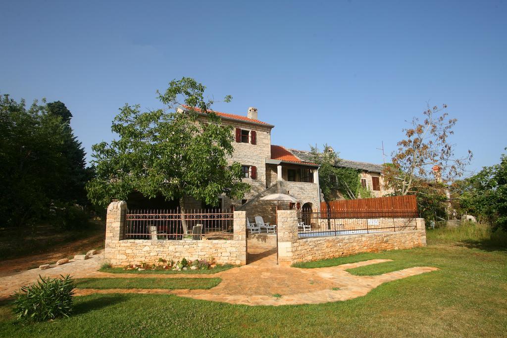 Villa Maria Oprtalj Exterior photo