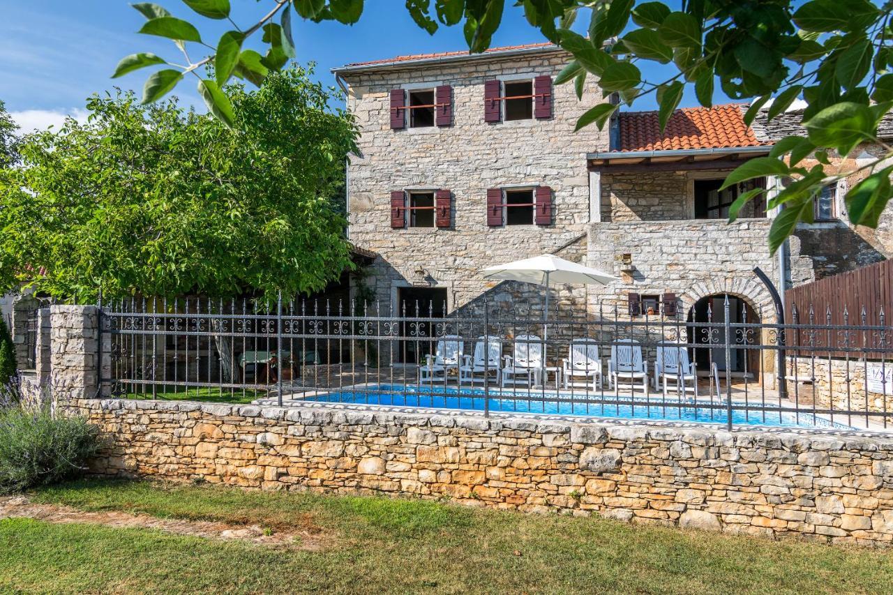Villa Maria Oprtalj Exterior photo